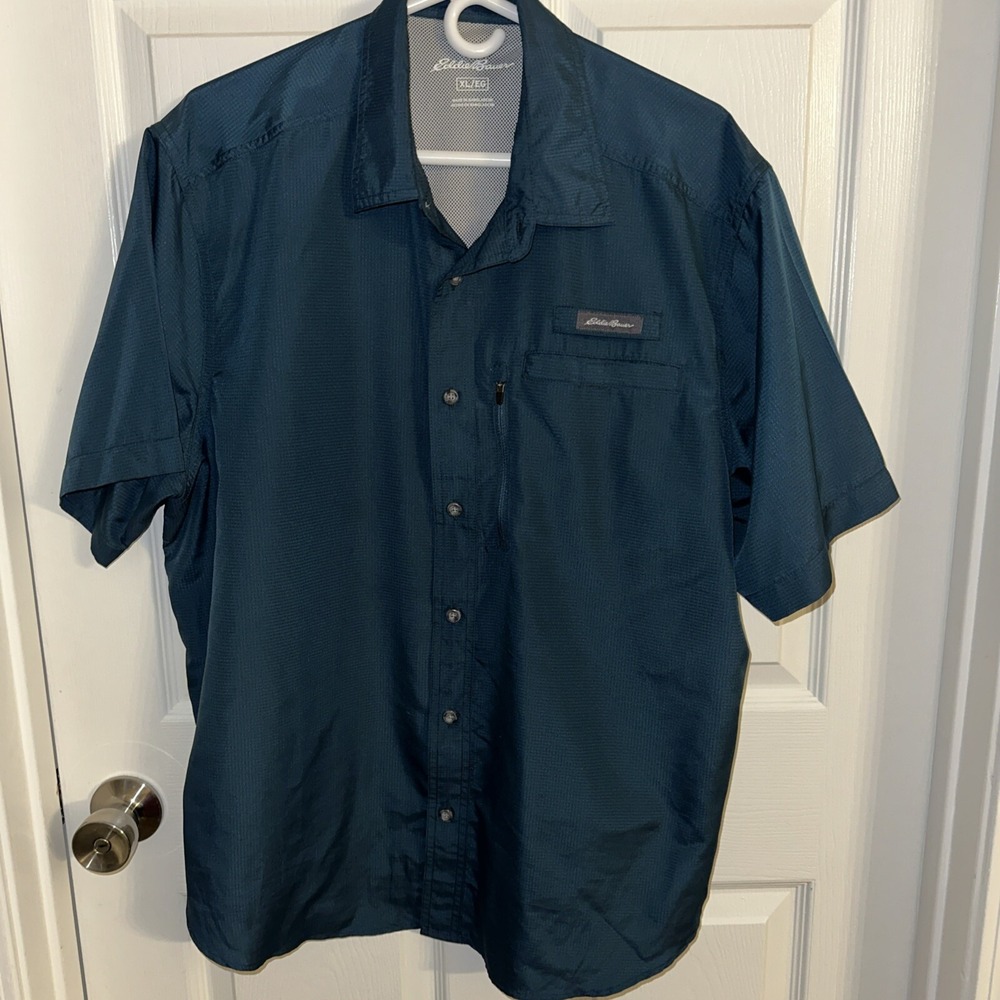 Eddie Bauer XL Fishing Shirt Short Sleeve Vent Back Button Up